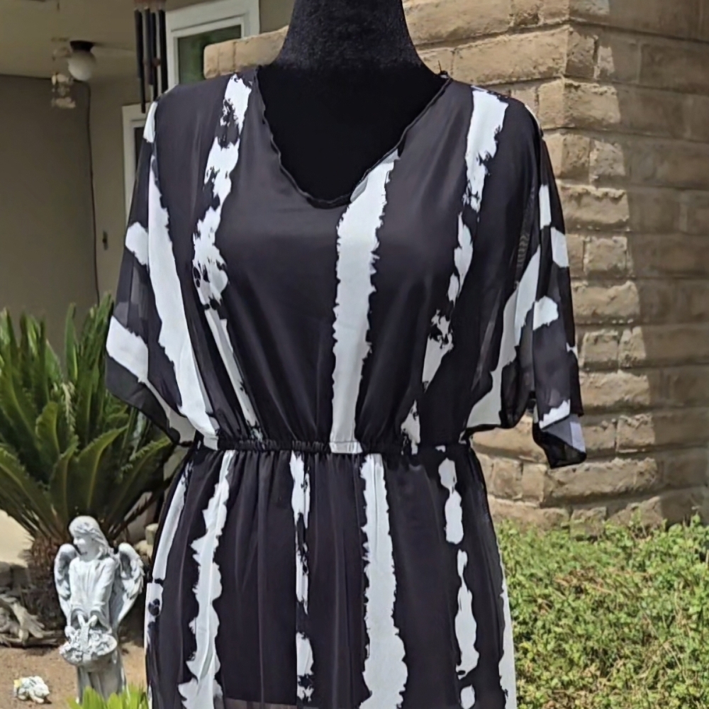Swim Cover Up Dress Black White Stretch Flattering Semi Sheer π NEW - Picture 6 of 8